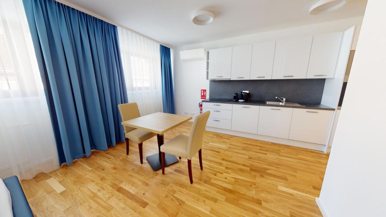 Alon Homes - Premium Center Vienne